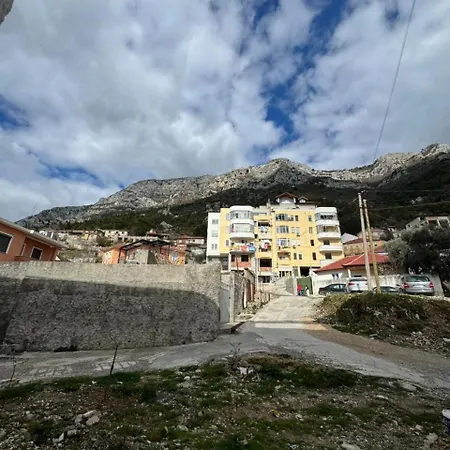 Poshi * Krujë